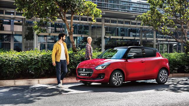 Flink, fesch und fortschrittlich flitzt es sich mit dem neuen Suzuki Swift. Zur Einführung gibt es den kleinen Kompakten als limitierte 1st Edition.  | Foto: Suzuki
