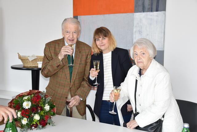 Vor 72 Jahren heirateten Elfriede und Michael Grössinger. | Foto: BV 16
