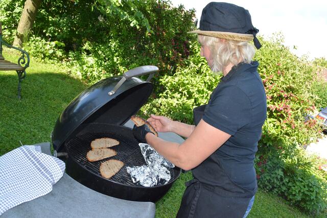 Die Grill-Staatsmeisterin und Seminarbäuerin Christa Eppensteiner aus Marbach an der Kleinen Erlauf hat einige Ernährungs-Tipps auf Lager. | Foto: Christian Trinkl