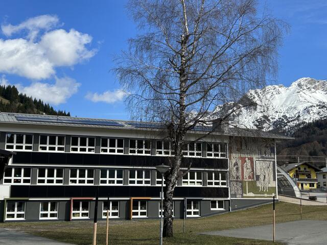 Neue PV-Anlage bei Kindergarten/Volksschule. | Foto: Gemeinde