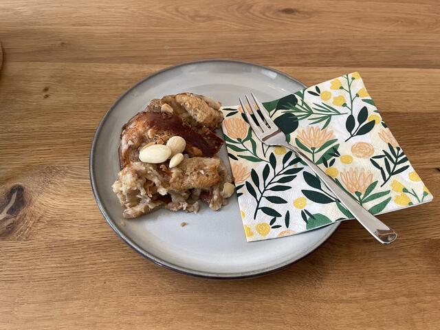 Mit dem Osterbrot und Striezel kann man einen Brotpudding machen. Hier gibt es weitere Rezepte zur "Restlverwertung" der Osterware. | Foto: RegionalMedien