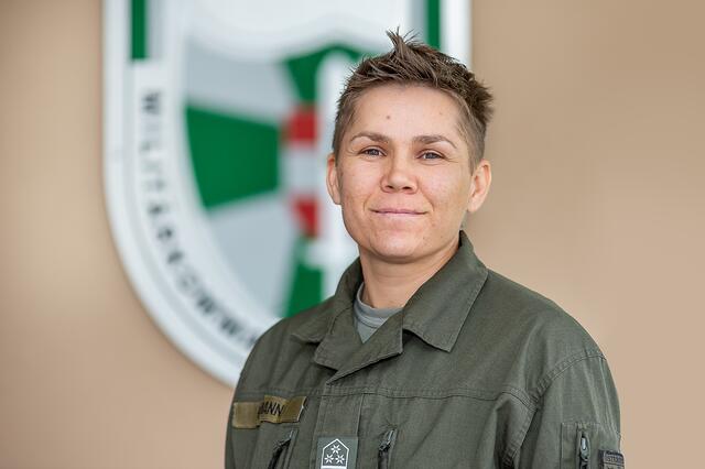 Ein Jahr nach der Einführung am 1. April meldeten sich 257 Frauen für den freiwilligen Grundwehrdienst. (Symbolfoto) | Foto: Brand Images