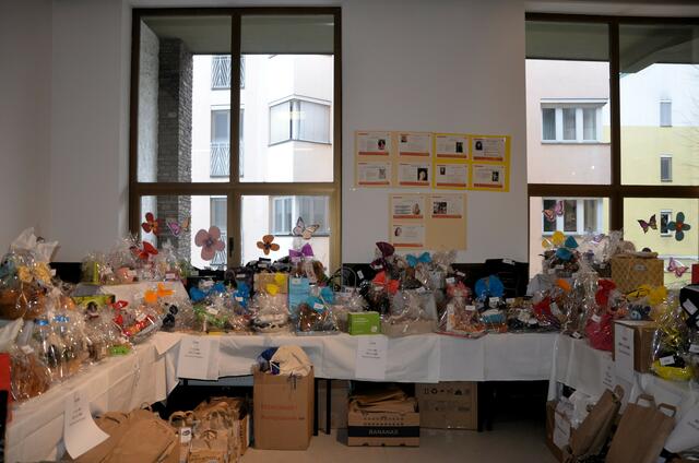 Einige Preise der großen Tombola