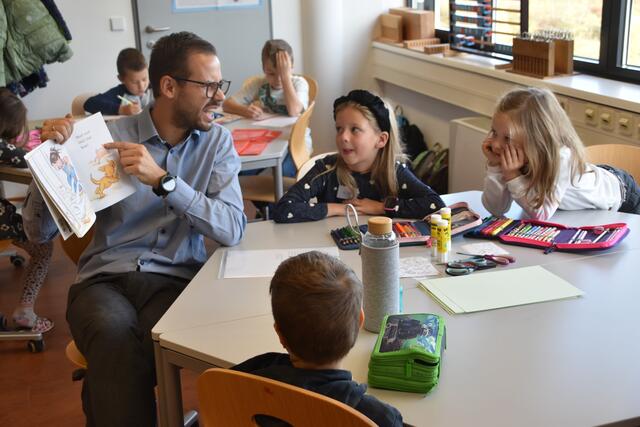 Mit 1. April startet die Ausschreibungsfrist für Lehrerinnen und Lehrer, die sich auf eine Anstellung an einer burgenländischen Pflichtschule bewerben wollen.  | Foto: Stefan Schneider