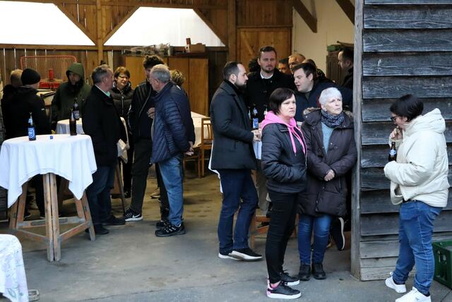 Gefeiert wurde in den Innenräumlichkeiten