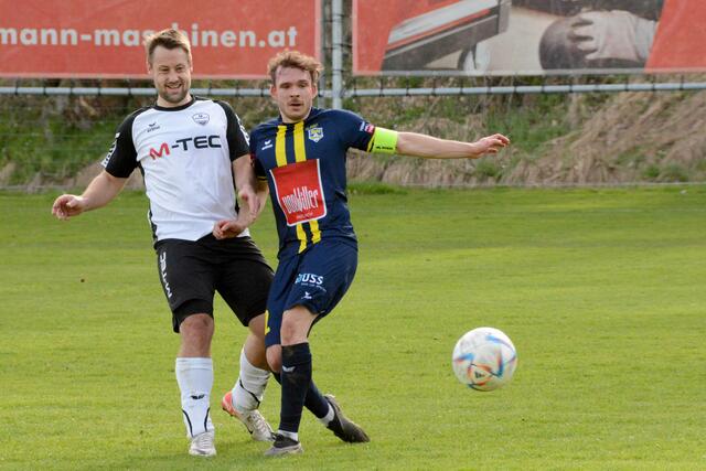 Der SV Haslach konnte sich gegen die Gegner aus Arnreit durchsetzen und hole einen 3:0 Sieg. 