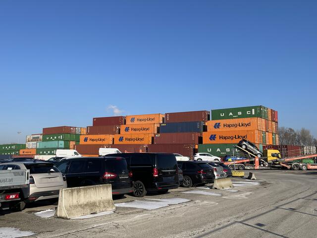 Auswirkungen hat der Ukraine-Krieg auch auf den Warenumschlag beim Hafen Wien. | Foto: Johannes Reiterits
