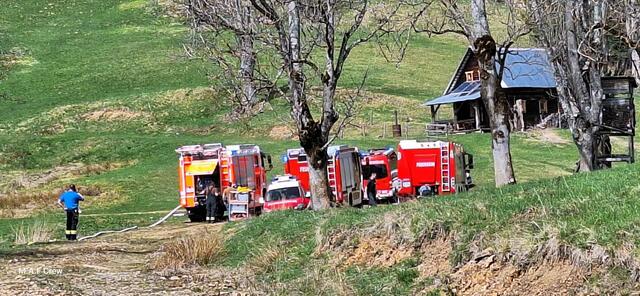 Am Pogusch kam es durch zerborstene Stromleitungen zu einem Waldbrand. | Foto: M.A.F. Crew