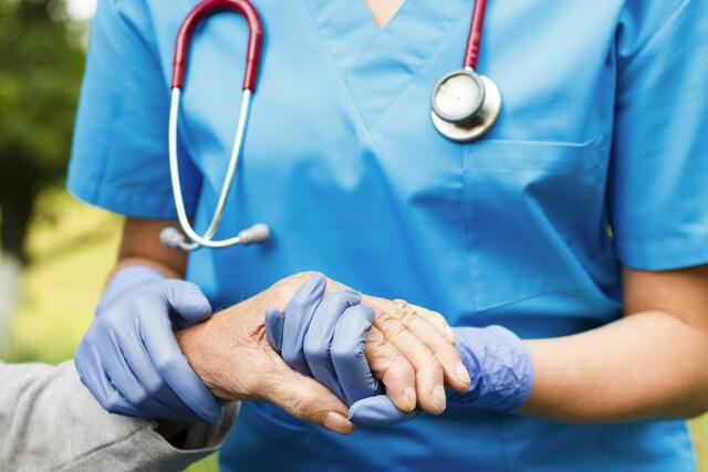  Das Land beschloss in seiner aktuellen Regierungssitzung unter anderem die weitere Unterstützung des Auf- und Ausbau und die Sicherung von Pflege- und Betreuungseinrichtungen in Tirol. | Foto: Canva