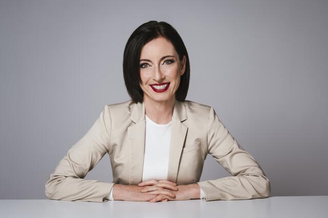 Die renommierte Neurowissenschafterin Manuela Macedonia präsentiert ein Fünf-Punkte-Programm, bei dem sich das Gehirn wie im siebten Himmel fühlt.  | Foto: Kneidinger-Photography