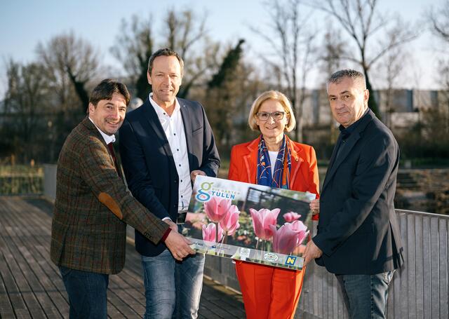 Franz Gruber/Geschäftsführer DIE GARTEN TULLN, Josef Böhmer/Pächter DIE GAUMENWEIDE, Landeshauptfrau Johanna Mikl-Leitner und Harald Marker/Pächter DIE GAUMENWEIDE. | Foto: NLK