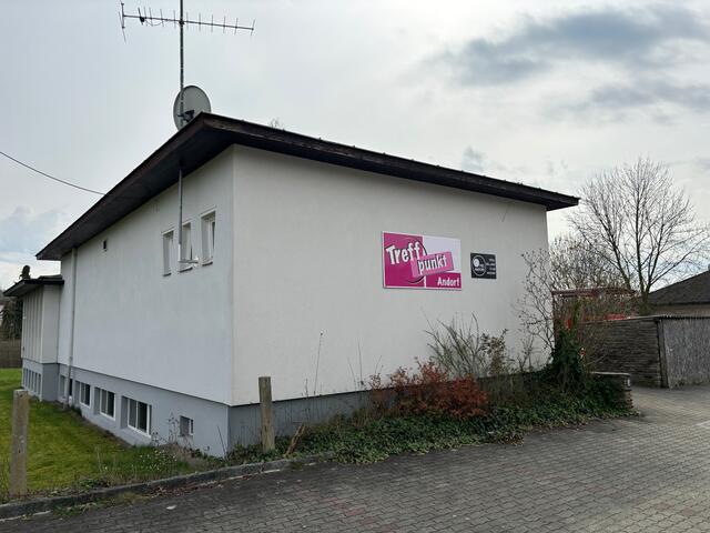 Das ehemalige ÖGB-Gebäude wurde damals von der Linzer Privatstiftung L36 gekauft. Diese will das Gebäude nun wieder verkaufen.