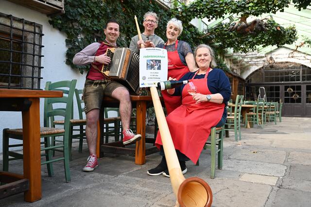 Leopold Schütz, Alexander Cachée, Barbara Märzweiler und Anne Hocke. | Foto: 2024psb/sap