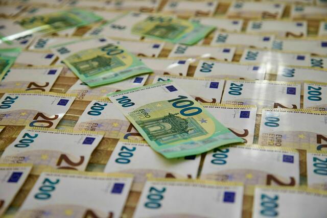 Das Country-by-Country Reporting (CbCR) soll laut der Ministerin auch "Zähne zeigen". So ist ein zweistufiges Strafensystem bei Nichteinhaltung vorgesehen. | Foto: Unsplash