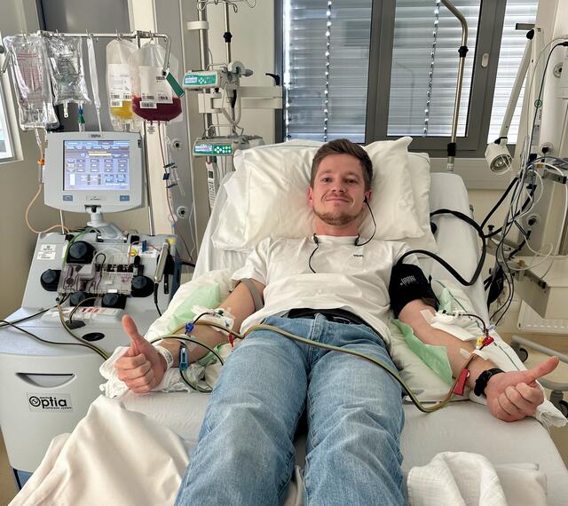Michael Bauer aus Altenberg, Gemeinde St. Johann in der Haide, bei der Stammzellenspende im LKH Graz. | Foto: zVg