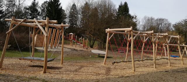 Der Generationenpark in Ried ist ein Ort für Spiel und Spaß, Entspannung und Begegnung. | Foto: MeinBezirk Ried/Wiesbauer