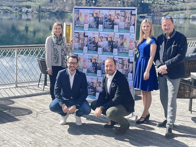 Die Projektverantwortlichen Heidemarie Schrei und Sandra Fleißner mit Tourismus-Landesrat Sebastian Schuschnig, Tourismus-Spartengeschäftsführer Wolfgang Kuttnig und ARGE-Initiator Dietmar Krenn  | Foto: Kari/MBN