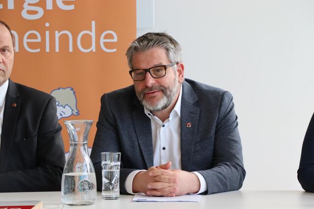 Reither Bürgermeister Stefan Jöchl will in Sachen Energie mit seiner Gemeinde "Vor-Reither" sein. Außerdem sollen in Zukunft "Green-Events" forciert werden. | Foto: Nimpf