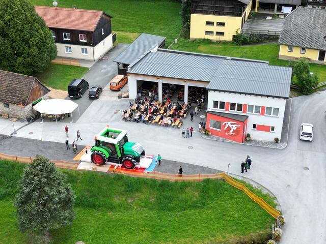 Beim Rüsthaus der FF Hirschegg wird am 11. Mai das neue HLF 4 gesegnet. | Foto: FF Hirschegg