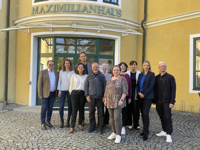 Die Stadtgemeinde Attnang-Puchheim lädt am 26. April 2024 zum Gesundheitstag für die Generation 60 Plus.  | Foto: Silvia Viessmann