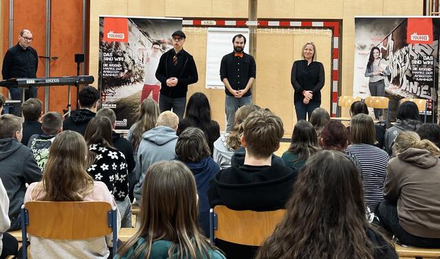 Das Jugendtheater begeisterte die Mittelschülerinnen und Mittelschüler in Gaming. | Foto: Madlen Klein/Arbeiterkammer Niederösterreich