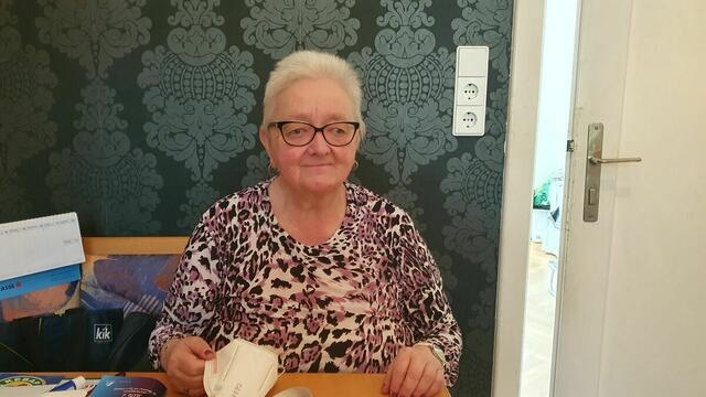 Wenigverdiener und Bezieher von Mindestpensionen wie Susanne Novacek spüren auch 2024 die Energiekosten deutlich. | Foto: Hahn