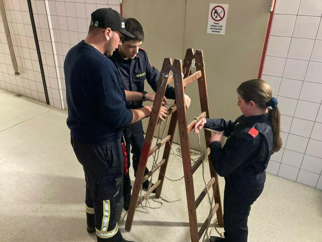 Tolle Entwicklung bei der Feuerwehrjugend. | Foto: (alle) FF Waidhofen/Thaya