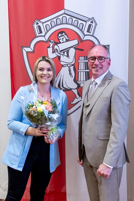 Bei der Angelobung: Stadträtin Kristina Spindler und Bürgermeister Alexander Stangassinger.