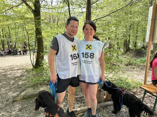 Hans und Sonja Zimmermann bleiben mit regelmäßigen Laufeinheiten sportlich aktiv.