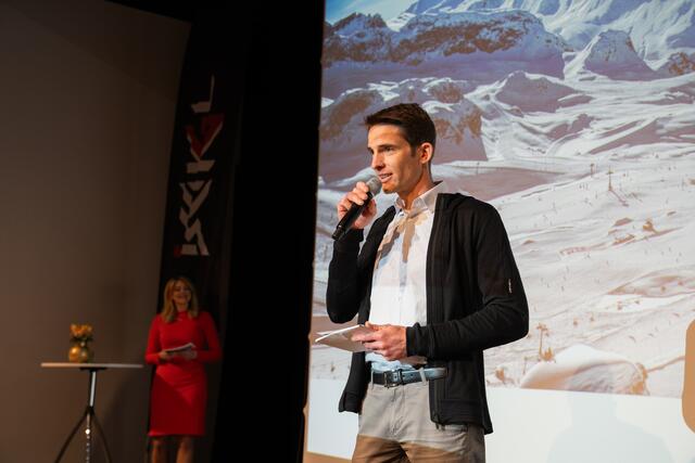 Reinhard Klier, Obmann der Tiroler Seilbahnen, bei der Eröffung des gemeinsamen Seilbahntags der Tiroler und Südtiroler Seilbahnen, der in der Silvretta Therme Ischgl stattfand  | Foto: WK Tirol