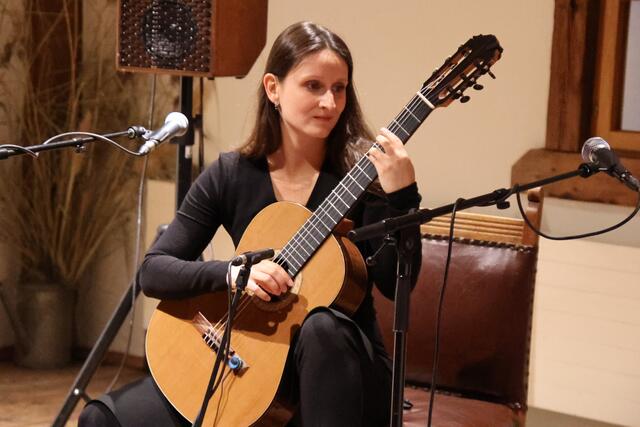 Pure Klangästhetik vermittelt Carina Maria Linder.