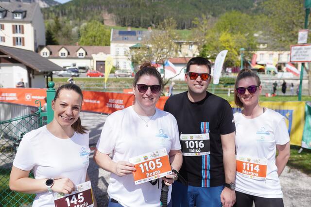 Vor dem Start: Eva-Maria Stix, Beate Fasching, Martin Gruber und Martina Stoier.