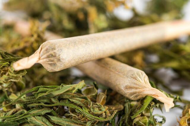 "Legal Highs" sind chemisch veränderte Formen von illegalen Drogen. Die große Gefahr dahinter: sie werden oft unterschätzt.  | Foto: Canva