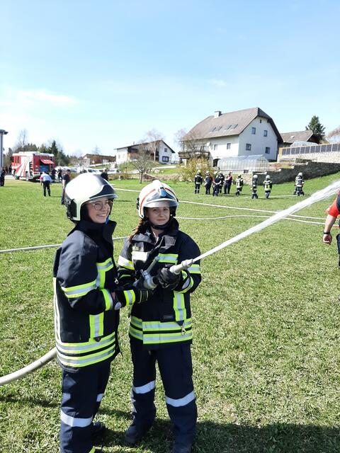 Auch die Jungen waren mit Feuereifer bei der Sache. | Foto: Johannes Kitzler