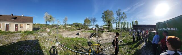 Panorama des freigelegten ehemaligen "Romantikgartens" inmitten des Gusener KZ-Geländes | Foto: Eckhart Herbe