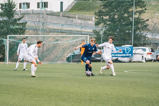 2022/23 schloss der FC Wipptal die Saison auf Platz 11 ab. Ist es diesmal das Aus für die Landesliga oder schaffen sie den Klassenerhalt? | Foto: Pernsteiner