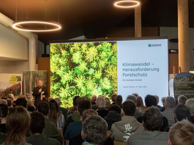 Tag der Wildnis in Lunz am See: Experten gaben beim Symposium im Haus der Wildnis Auskunft. | Foto: Laura Renner