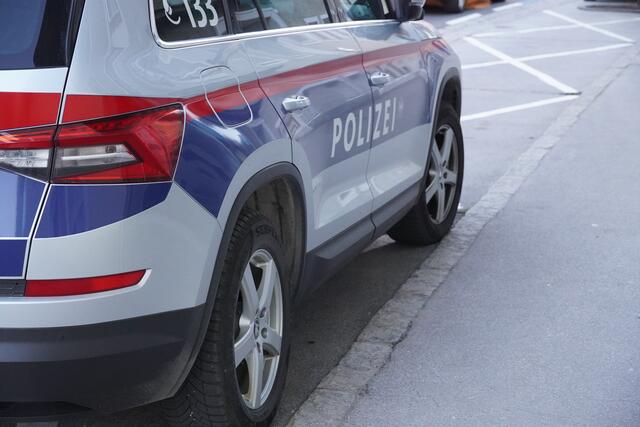 Laut Polizei waren Insgesamt zirka 500 Fahrzeuge an dem Treffen der Tuningszene in Salzburg beteilig. | Foto: Emanuel Hasenauer (Symbolbild)