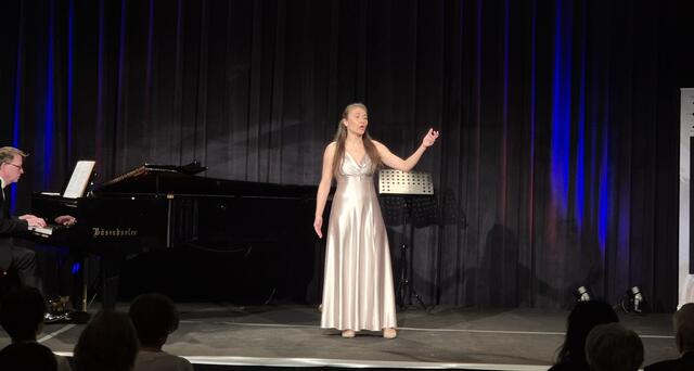 Anja Ralón Rosales erntete bei ihrem Heimspiel besonders viel Applaus.  | Foto: Kulturforum/Klemencic