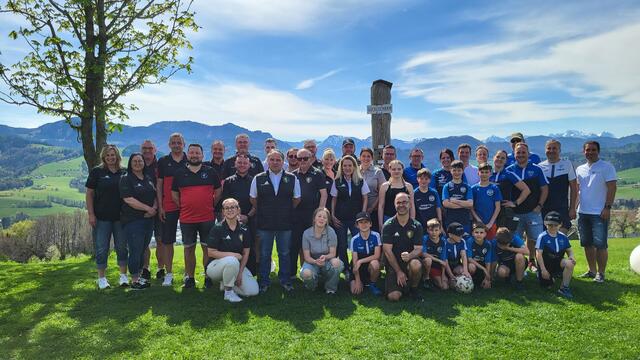 Charityevent der Fußballer von Waldneukirchen für Familie Hauser in Adlwang | Foto: privat