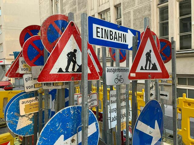 In Rudolfsheim-Fünfhaus finden ab dem 9. April Fahrbahninstandsetzungsarbeiten an der Kreuzung Felberstraße/Schwenglerstraße statt. (Symbolbild) | Foto: Gunnar Bengtsson/Unsplash