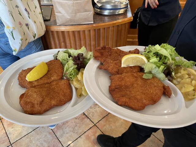 Investitionen werden getätigt, damit auch in Zukunft das Schnitzel gesichert ist. | Foto: Philipp Belschner/MeinBezirk.at