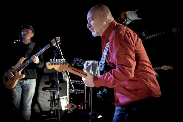 Die Doe-Family bei der Arbeit. | Foto: Ask John Doe