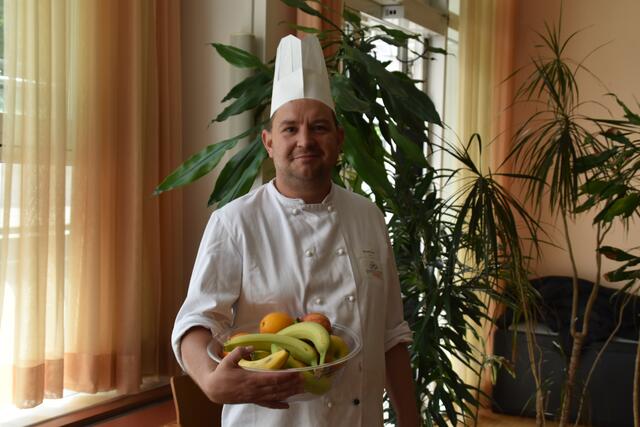 Obst kommt regelmäßig auf den Tisch, so Gerhard Tichy. | Foto: Karl Pufler/RMW