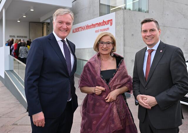 Albertina-Generaldirektor Klaus Albrecht Schröder, Landeshauptfrau Johanna Mikl-Leitner und der Klosterneuburger Bürgermeister Christoph Kaufmann | Foto: NLK Filzwieser
