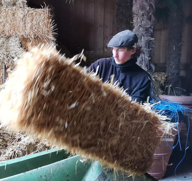 Harald im Strohlager.