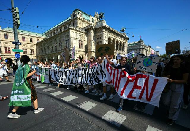 Es gibt ein Grundrecht auf Klimaschutz. Das hat der Europäische Gerichtshof für Menschenrechte (EGMR) diese Woche entschieden. | Foto:  GEORG HOCHMUTH / APA / picturedesk.com