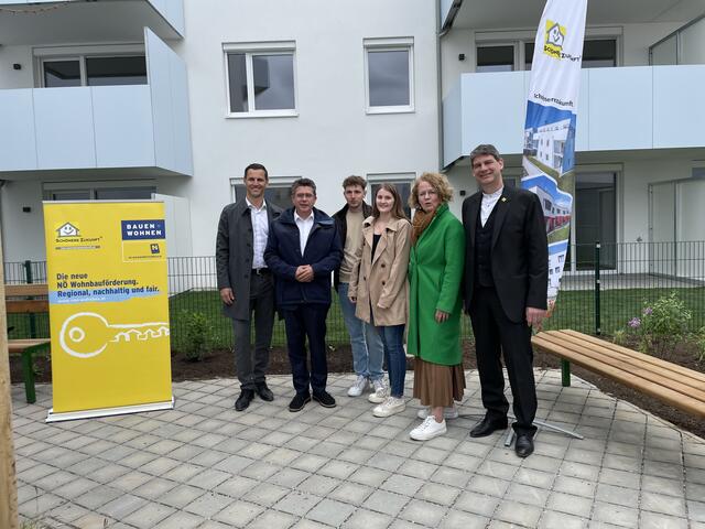 In Tulln fand die Schlüsselübergabe für einen neuen Wohnblock im Zeiselweg statt. | Foto: Victoria Edlinger