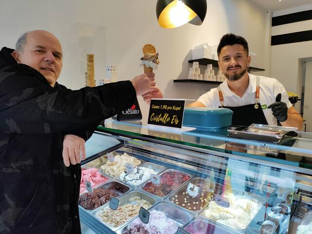 Der neue Eissalon „Cristallo Eis“ ist gut besucht und darf sich auch schon über Stammkundschaft freuen. | Foto: TIC Steyr