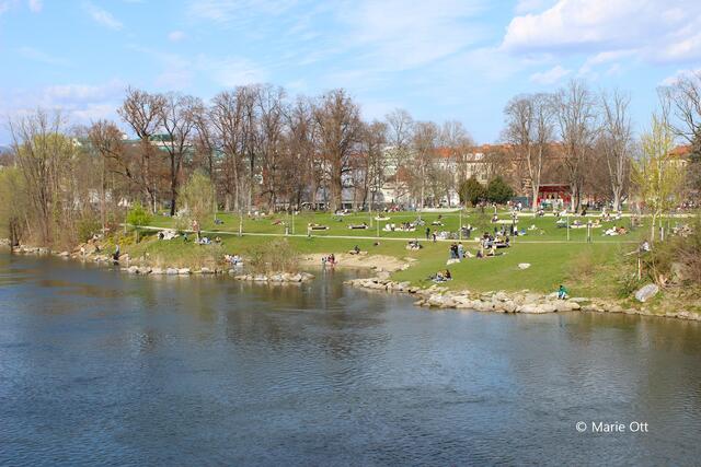 Augartenpark, Graz, Musikpavillon (rot)